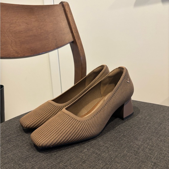 VIVAIA Square-Tow Chunky Heels | Espresso Brown - Picture 13 of 14